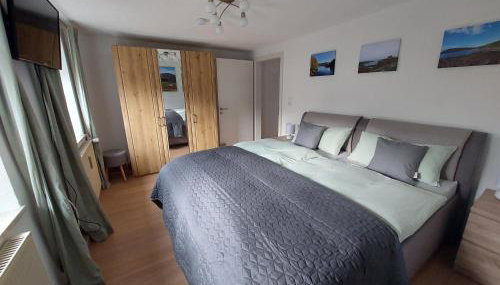 Haus Am Stadtschloss FeWo 3 Zimmer Küche Bad - Foto 5, wardrobe