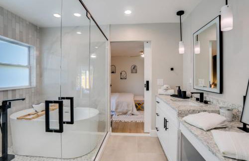 Cozy Clearwater Getaway Beach, Spa, and Luxury - Photo 7