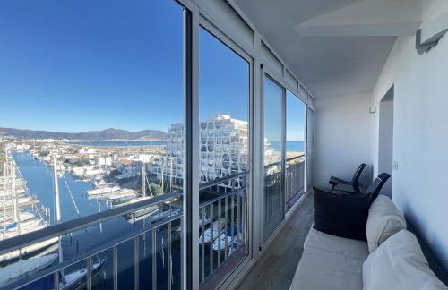 Apartamento Frente al Canal con Terraza y Vistas al Mar - Foto 42