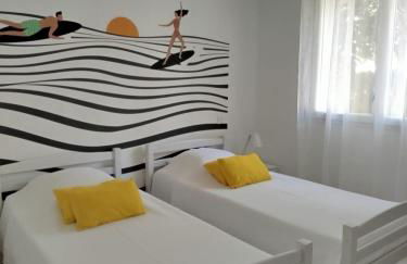 Villa climatisée, proche mer, 2 grands appartements indépendants, parking, wifi - Foto 14