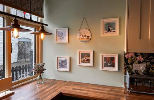 Beautiful 2-bed Cottage in Heysham Village - Foto 29