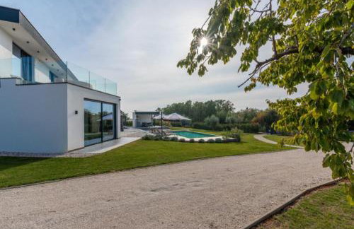 Villa Nura for 8 persons near Poreč with 36 m2 heated pool, with sauna & sea view - Foto 47