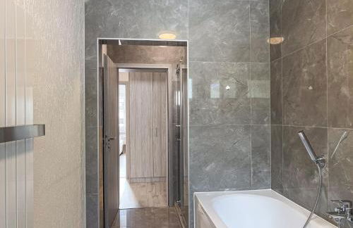 T&K Apartments near Messe Fair Trade Düsseldorf und Airport EG - Foto 7