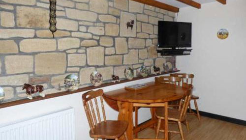 The Stable - Photo 5