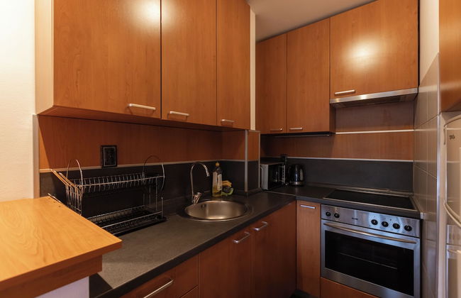 Central Park Apartments - Photo 26