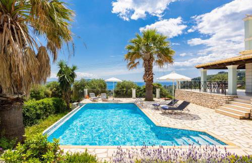 Villa Ioanna Agios Stephanos - Photo 13