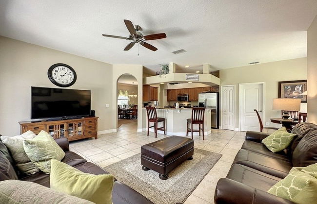 4 Bed 4 Bath With Private Pool/spa 4 Bedroom Home by RedAwning - Foto 26