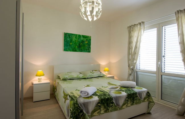 Apartment in Seget Donji Near Trogir Old Town - Photo 4
