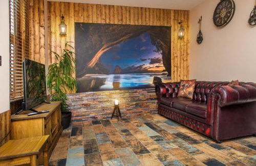 Deluxe Pirate's Cove Themed Apartment - Foto 1