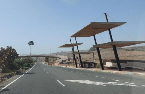 Bungalow with Sunny Private Terrace - Secure Bike or Board Storage - Foto 35