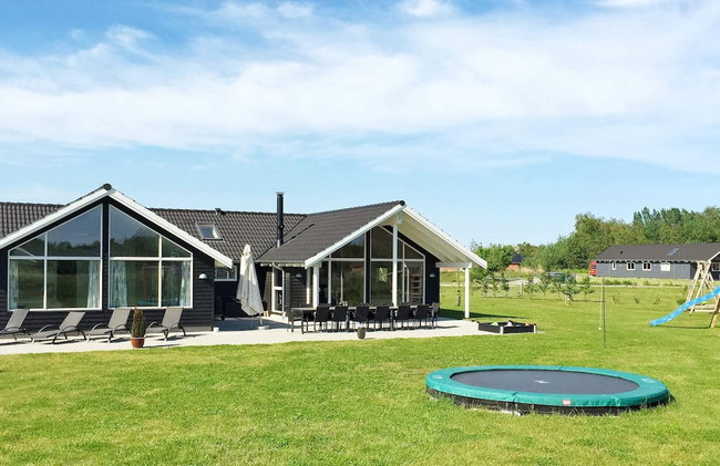 Pleasant Holiday Home in Vaggerlose near Sea - Photo 26