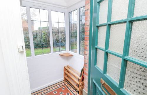 Framingham - Photo 10