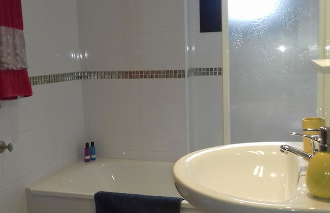 Deluxe Centre Apart with Parking - Foto 13