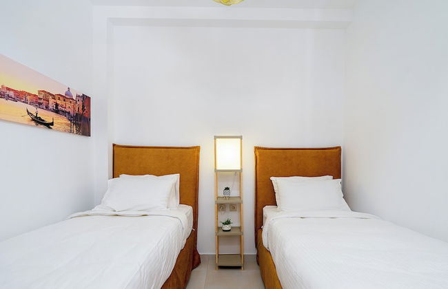 Sueño Seaside Residence - Photo 4