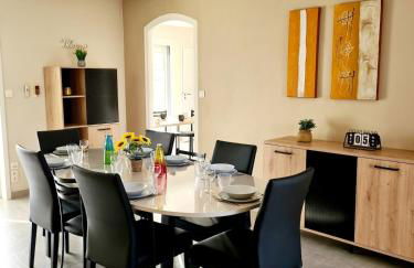 Le Donjon charmant gîte avec jardin et terrasse proche du Puy duFou - Photo 5