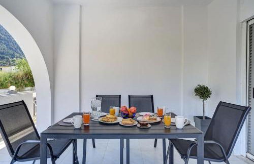 Chrysanthi Luxury Villa In Salakos, with Pool & Jacuzzi, Near Beach - Foto 16