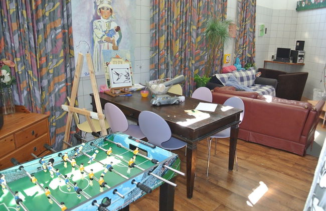 Charming Chalet in Goedereede With Open Area - Foto 9