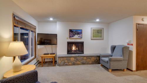 Shuttle to Winter Park Resort! Group Condo with Pool - Foto 5