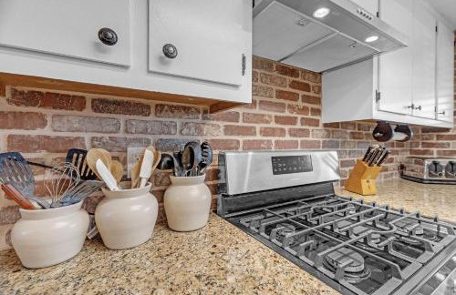 Dean's Retreat at Georgetown home - Foto 15