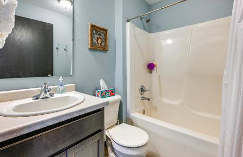 Golf, Hike and Boat Home with Fire Pit in Friendship - Foto 15