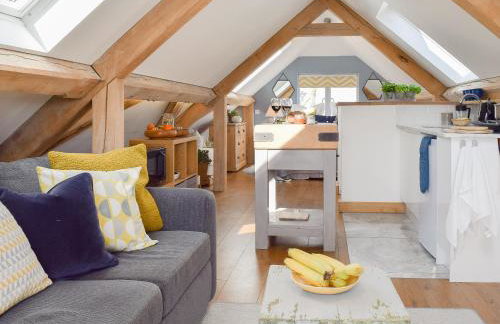 Shepherd's Loft - Photo 3