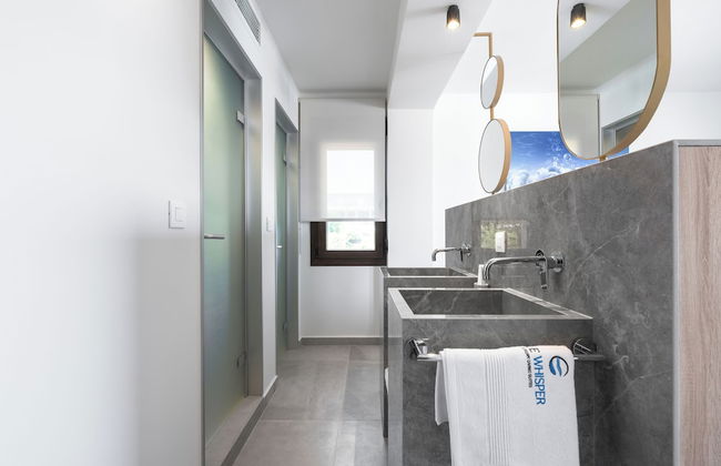 Blue Whisper Luxury Living Suites - Foto 7