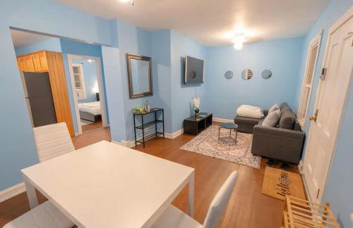 Cozy 1-Bedroom House in Tranquil Skokie With Free Parking - Foto 1