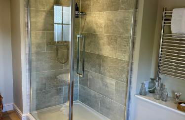 The Cricketers House - Photo 25