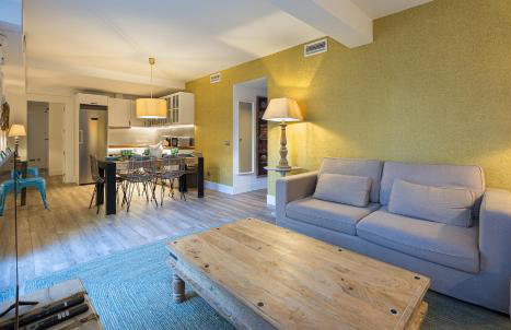 4BR Private Garden - Best Location for Families - Foto 1