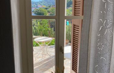 Village Mountain and Sea Horizon - Photo 16