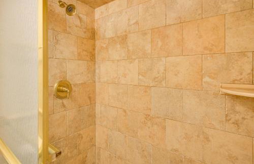 Steps to Shore, Pool Access New Smyrna Beach Gem! - Foto 16