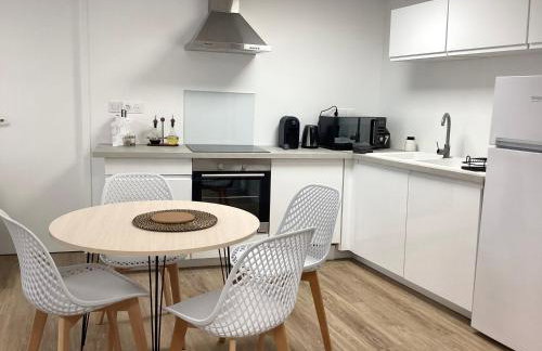 Appartement rénové place du Palais avec parking - Foto 4