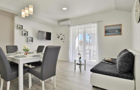 Apartments Mica - Photo 4