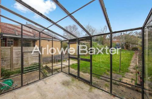 Stylish 3-Bedroom Garden Home, AC, Contractors and Families - Foto 6