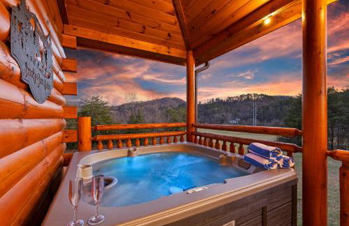 Smoky Bear Splash Top Rated Private Pool Cabin with Hot Tub, Mtn Views, Arcade Games, Excellent Location - Foto 26