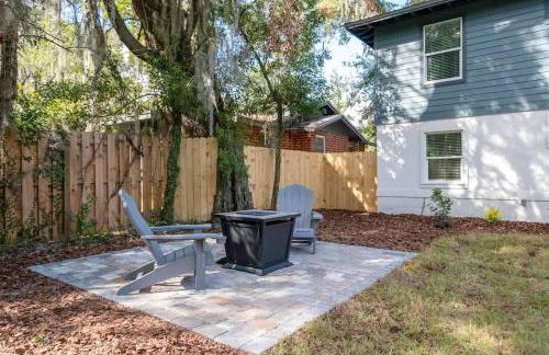 Serene Place Walk to UF Stadium Near Shands & Downtown - Foto 17