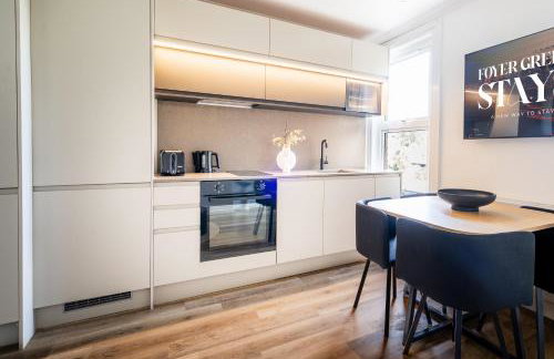 Newly Designed, 2br Apt, 5min from Northwood London Tube Station, NATO HQ, Ideal for Wembley, Warner Studio, Contractors - Foto 11