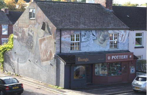 The Pottery Flat Chesterfield Three Star Gold - Foto 1