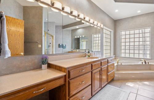 Pet-Friendly Home In The Main Channel w/ Breathtaking Sunsets & Lake Views - Foto 42