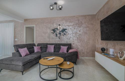 Villa with nice pool, luxuriously furnished, quiet area - by TRAVELER tourist agency Krk ID2389 - Foto 21