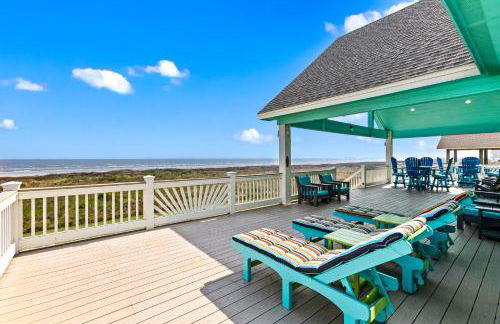 Beachfront Hideaway! Luxury Beachfront, SwimSpa, Game Room, Firepit by Bolivar Vacations - Foto 9
