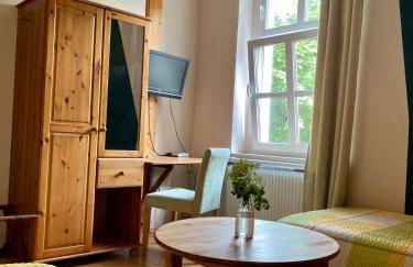 Riesige FeWo in Villa - 3 Schlafzimmer, 2 Bäder, Chemnitz - Foto 13