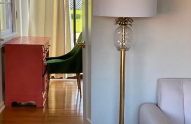 Garden Retreat • Deck Dining + Fire Pit - Foto 26