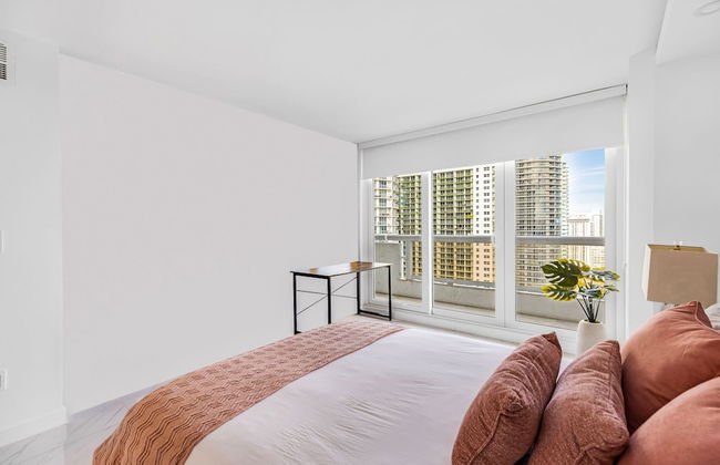 Modern Apartments Biscayne Bay - Photo 10