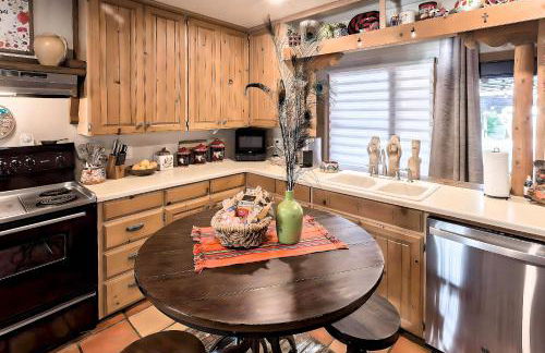 Pet-Friendly Clovis Home Yard, Pergola and Hot Tub - Foto 10