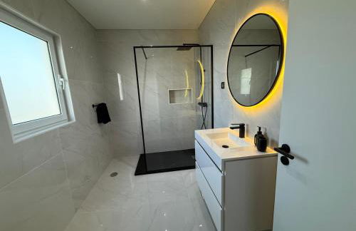 The Frenchie's House - Photo 9