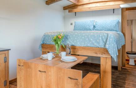 Betty Shepherd's Hut - Photo 2