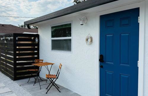 Private, cozy, beach guest-suite C - Photo 13