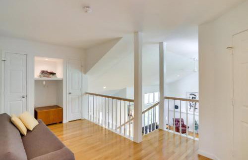 Modern and Spacious Home - 6 Mi to Dtwn South Bend - Foto 19