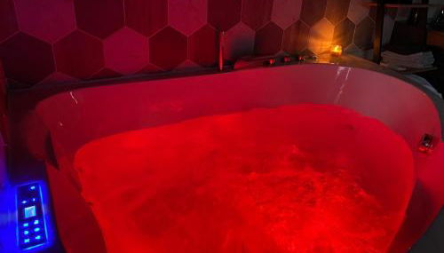 Le petit nous- Gîte cosy avec jacuzzi en Anjou - Foto 3